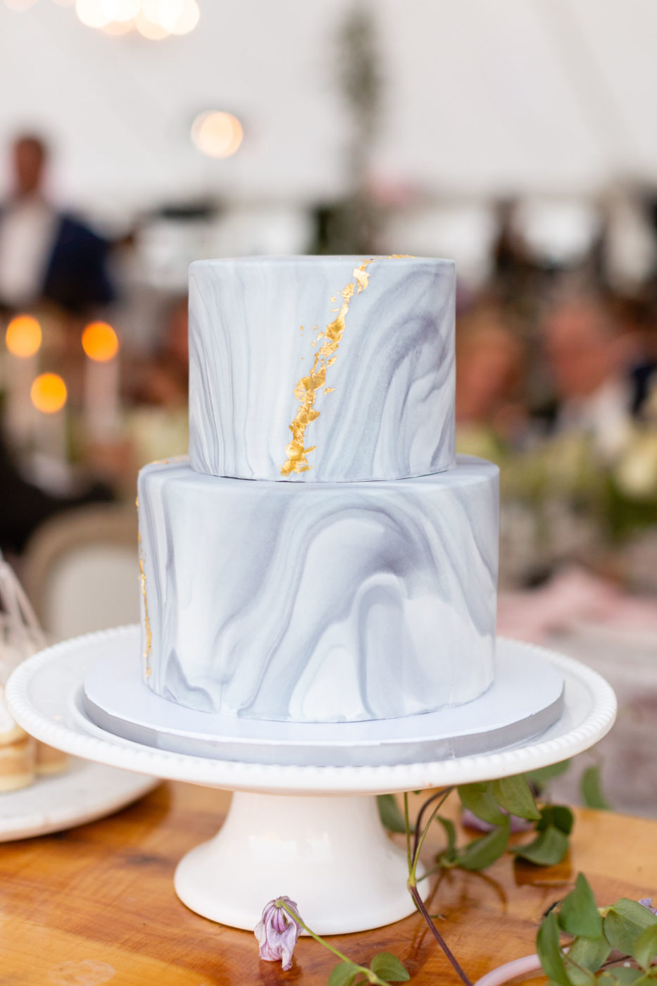 marble wedding cake at Nella Terra wedding