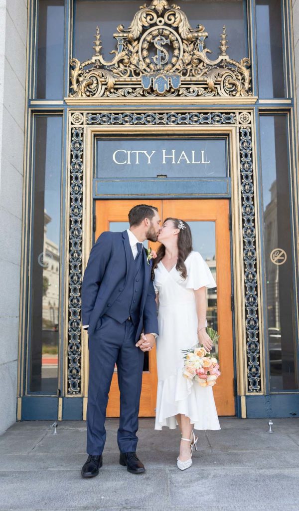 San Francisco City Hall entrance wedding photo